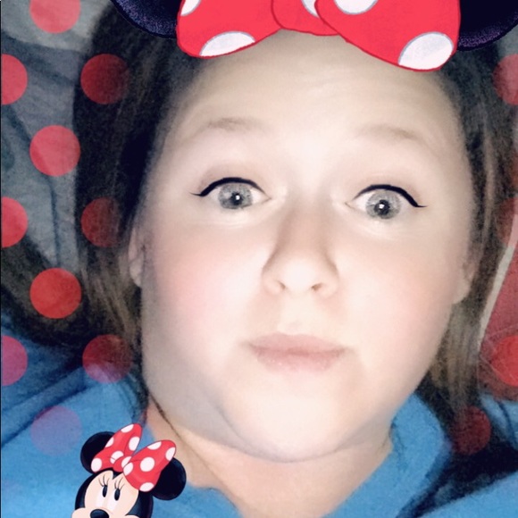 Meet your Posher, Dani - Picture 1 of 1